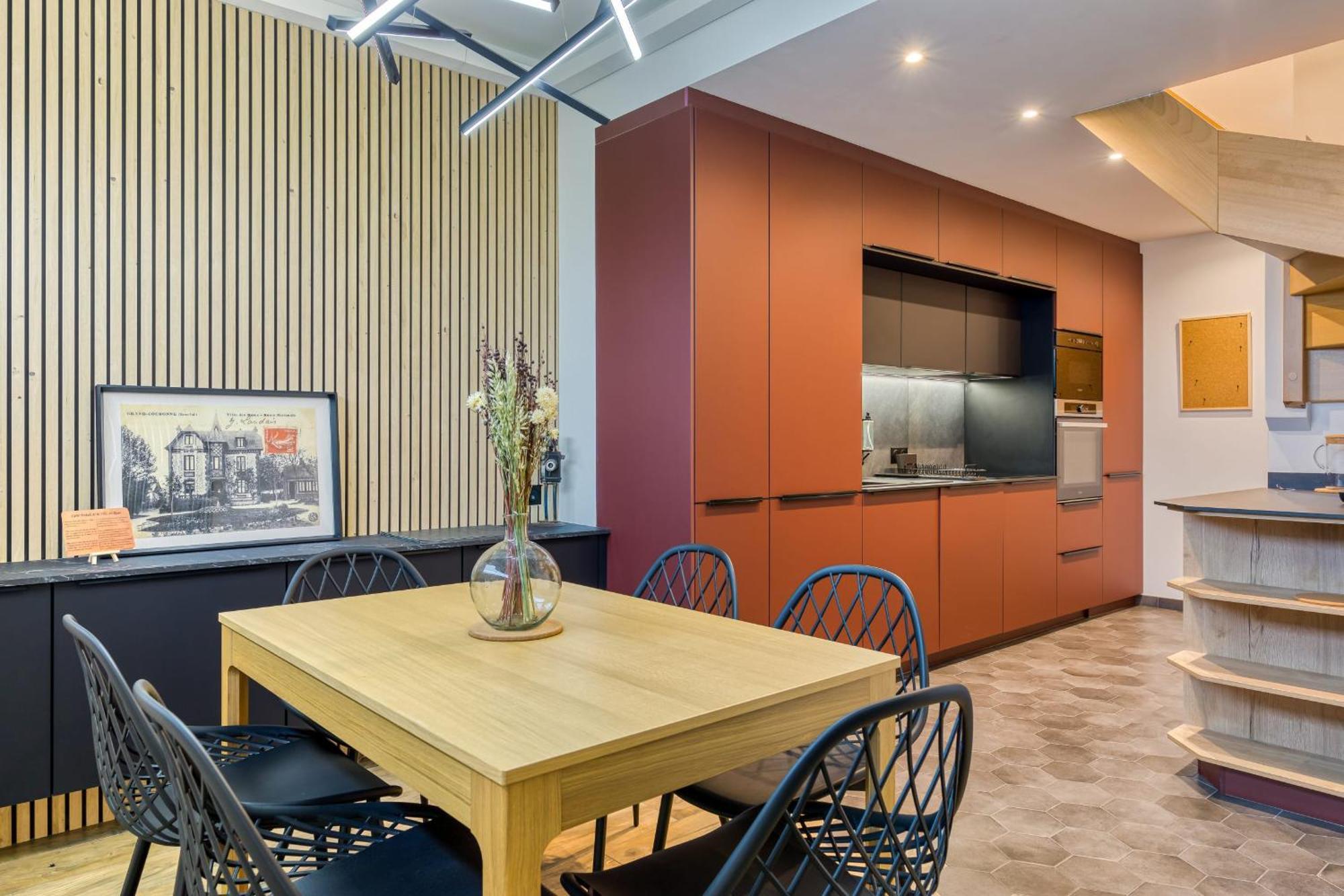 Grand-CouronneRose Ecrin De Charme Avec Parking Terrasse Privee Et Jardin Partageアパートメント エクステリア 写真